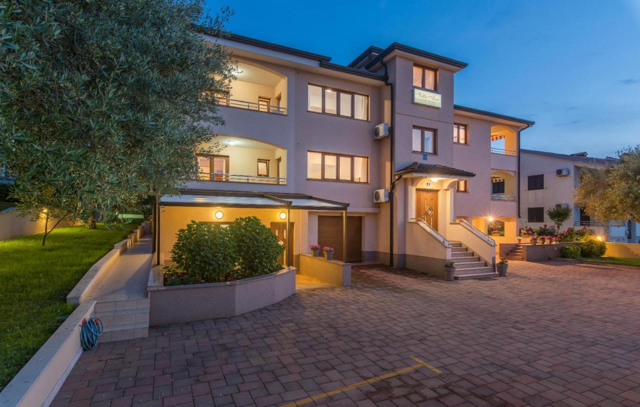 Apartments Villa Ana Πόρετς Εξωτερικό φωτογραφία