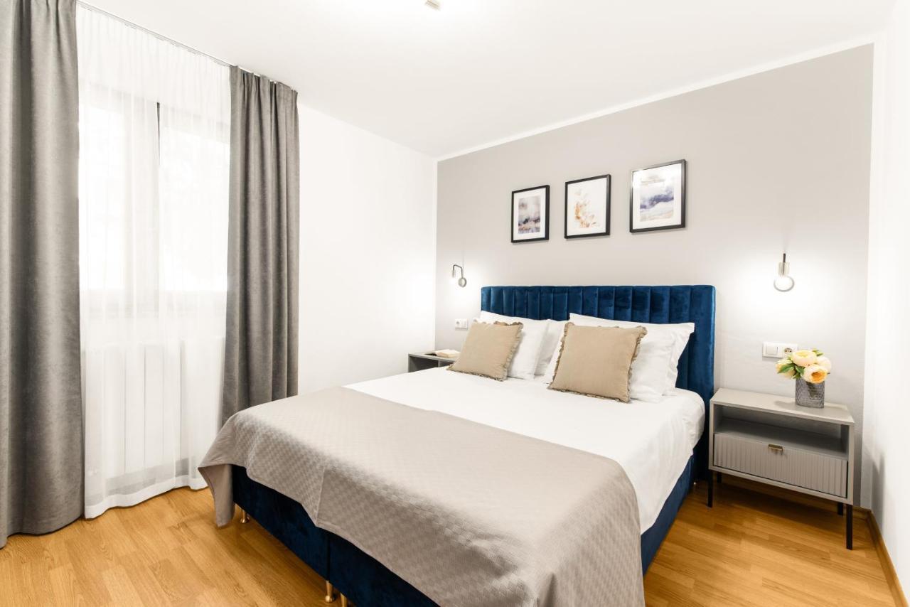 Apartments Villa Ana Πόρετς Εξωτερικό φωτογραφία